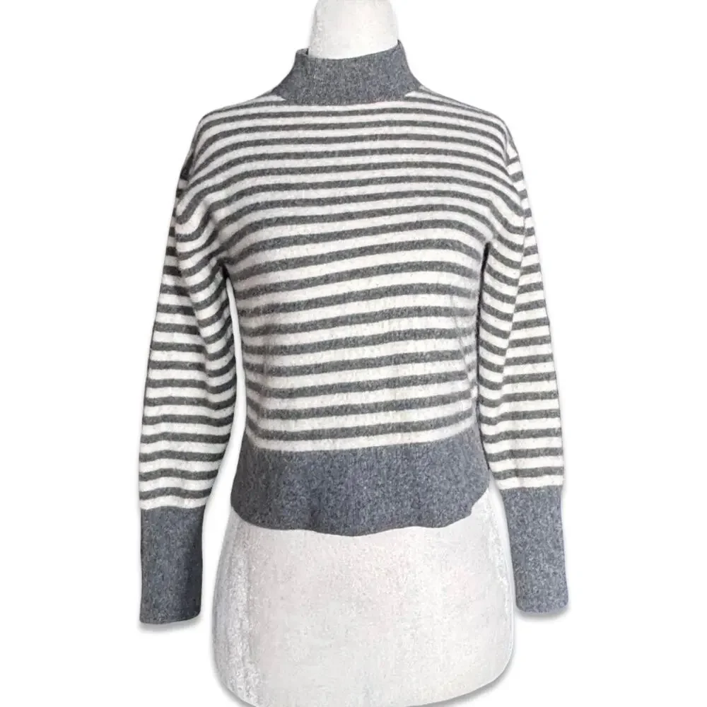 Everlane Striped Cashmere Mock Neck Sweater Gray White Small Cropped Knit